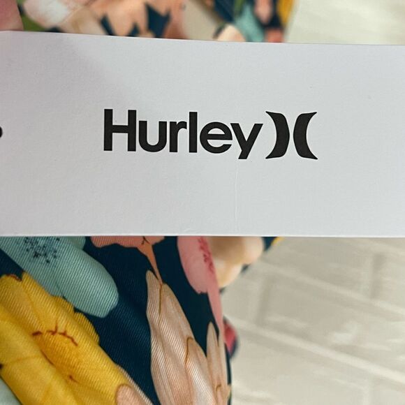 NWT Hurley Floral Cut-Out One Piece Swimsuit Size Medium - Picture 3 of 7